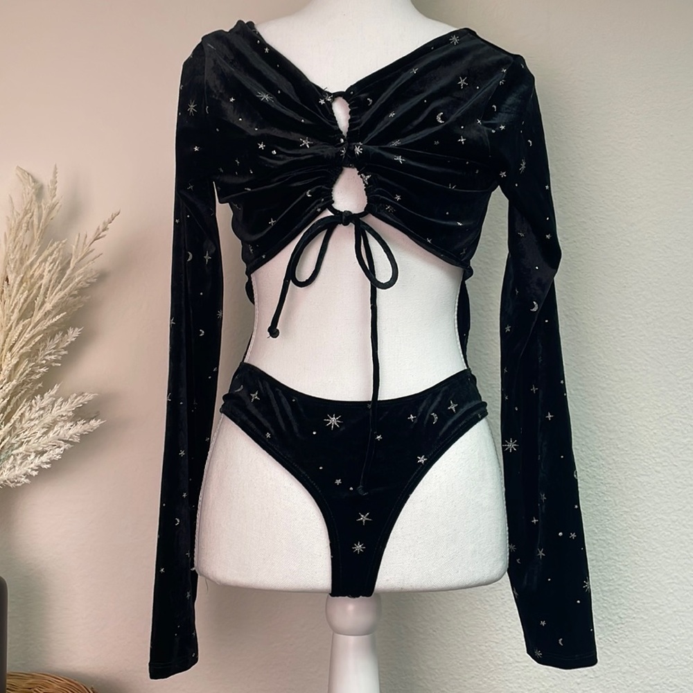 Women’s Black&Silver Galaxy Long Sleeve Velvet Open Back Bodysuit- Wild Fable - Picture 2 of 6